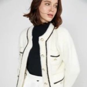 SOLD - Yasmina White Drop Shoulder Chunky Knit Cardigan - One Size / White